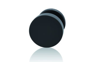 Madla a&nbsp;koule na skleněné a&nbsp;dřevěné dveře